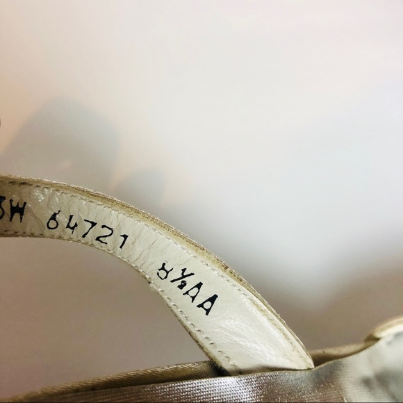 Rhinestone Stuart Weitzman Leather Soled Heels - Picture 6 of 7